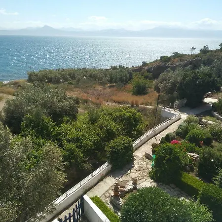 Atlas By Sea Apartment Loutraki  Exterior photo