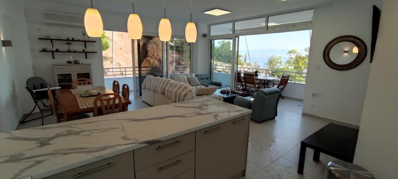 Apartment Atlas By Sea *